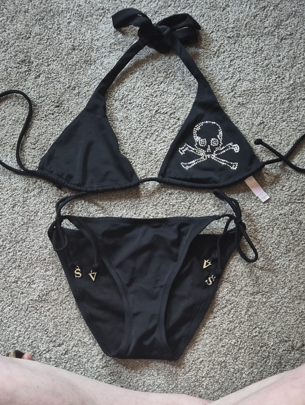 NWOT Rare Victoria's Secret Black Rhinestone Skull Accent Triangle Bikini SZ S